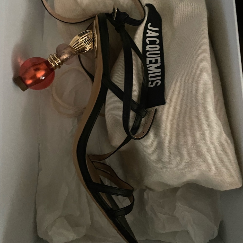 Jacquemus sandals